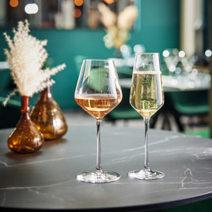 Ensemble 18 verres à pied et gobelets Distinction  - Chef&Sommelier