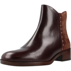 Botines Mujer de la marca GEOX  modelo D565EE 0AA21 MARRON