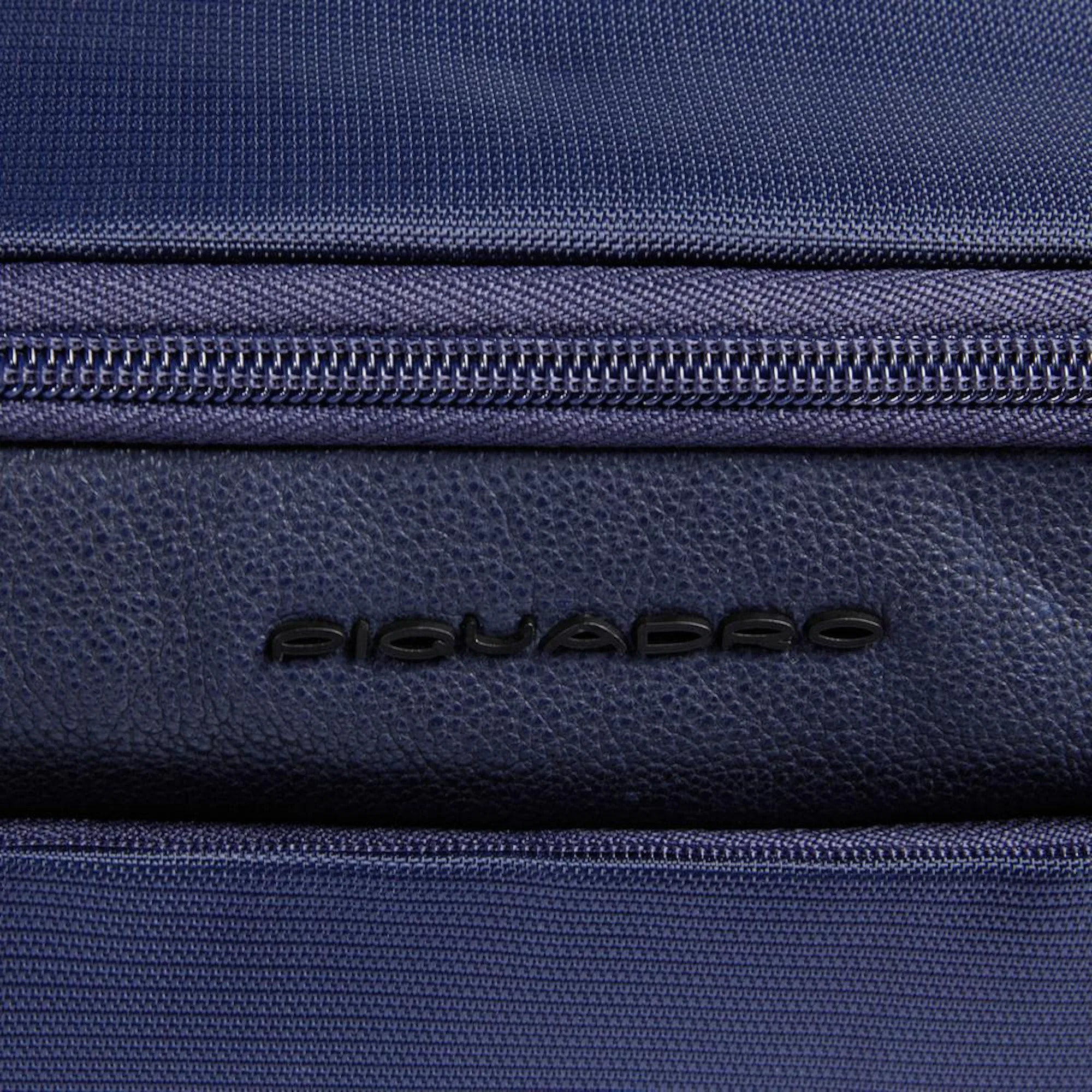 Piquadro Beauty case in tessuto riciclato e pelle a due scomparti