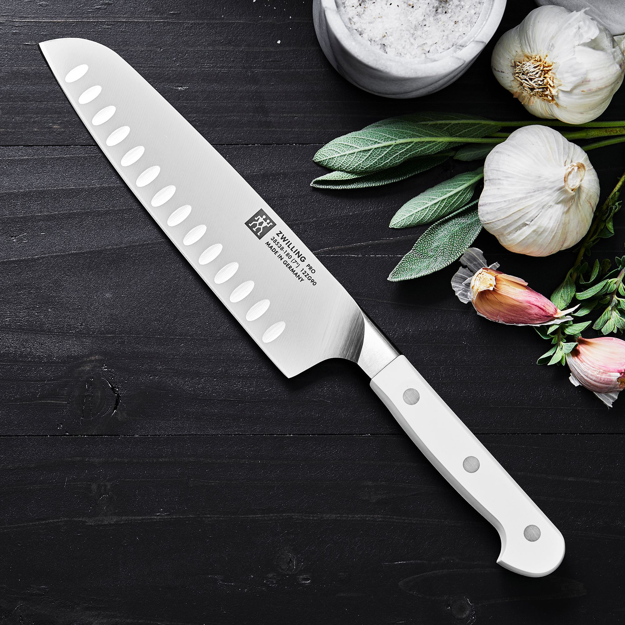 Couteau santoku ZWILLING® Pro Le Blanc