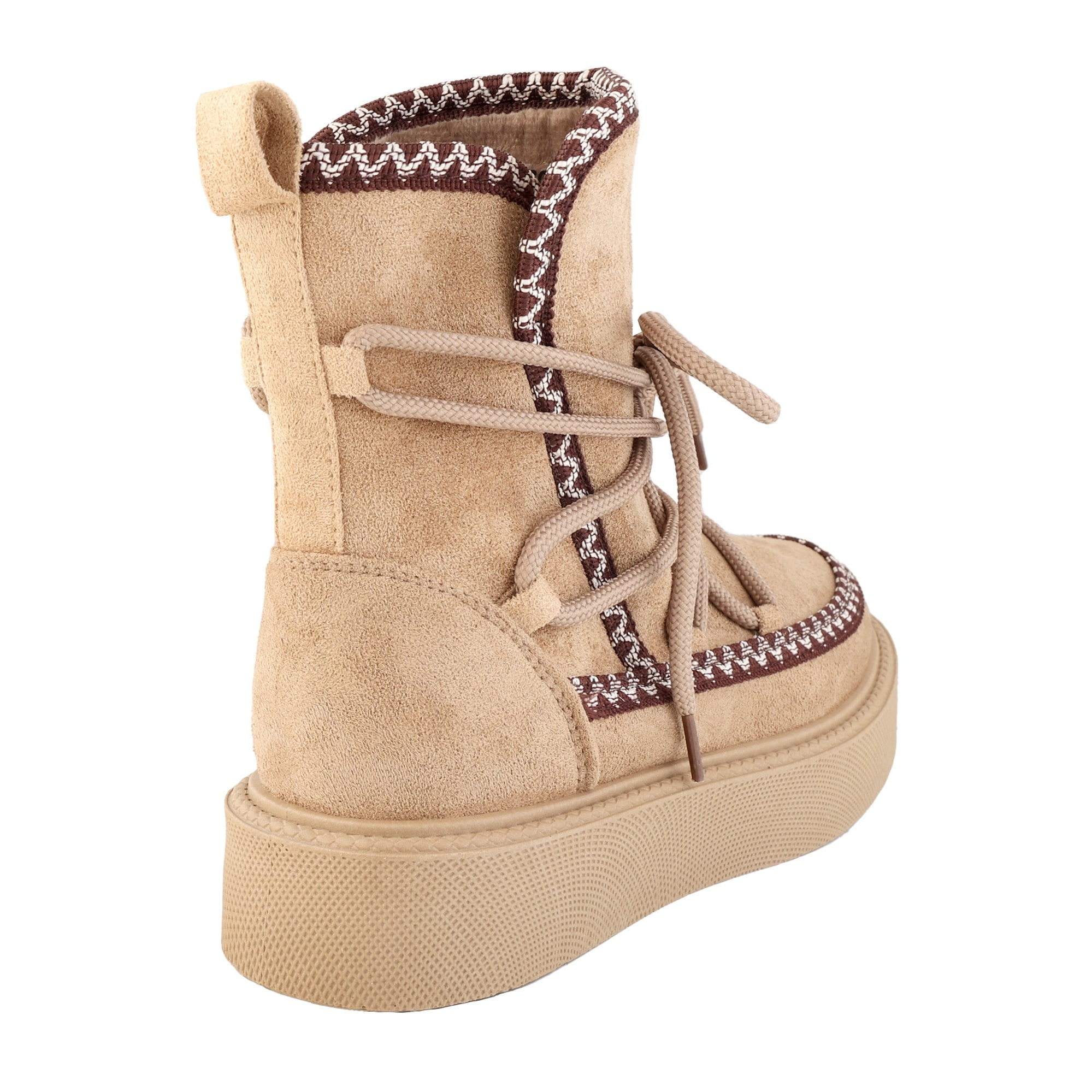 Stivaletti in simil camoscio imbottiti con stringhe e ricamo