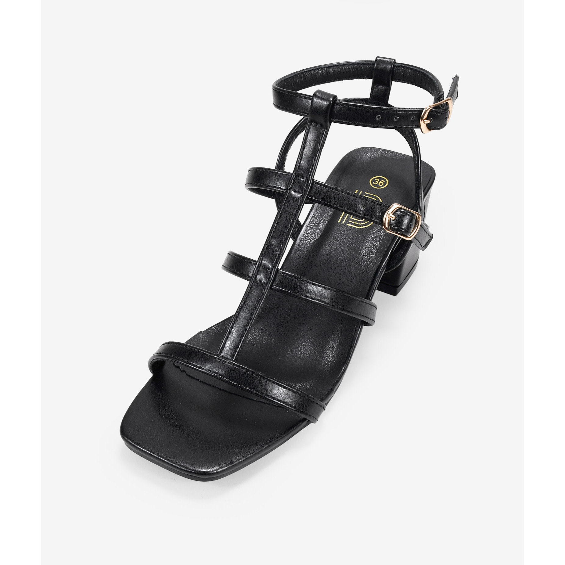 Sandalias de tacón negras con tiras y hebilla
