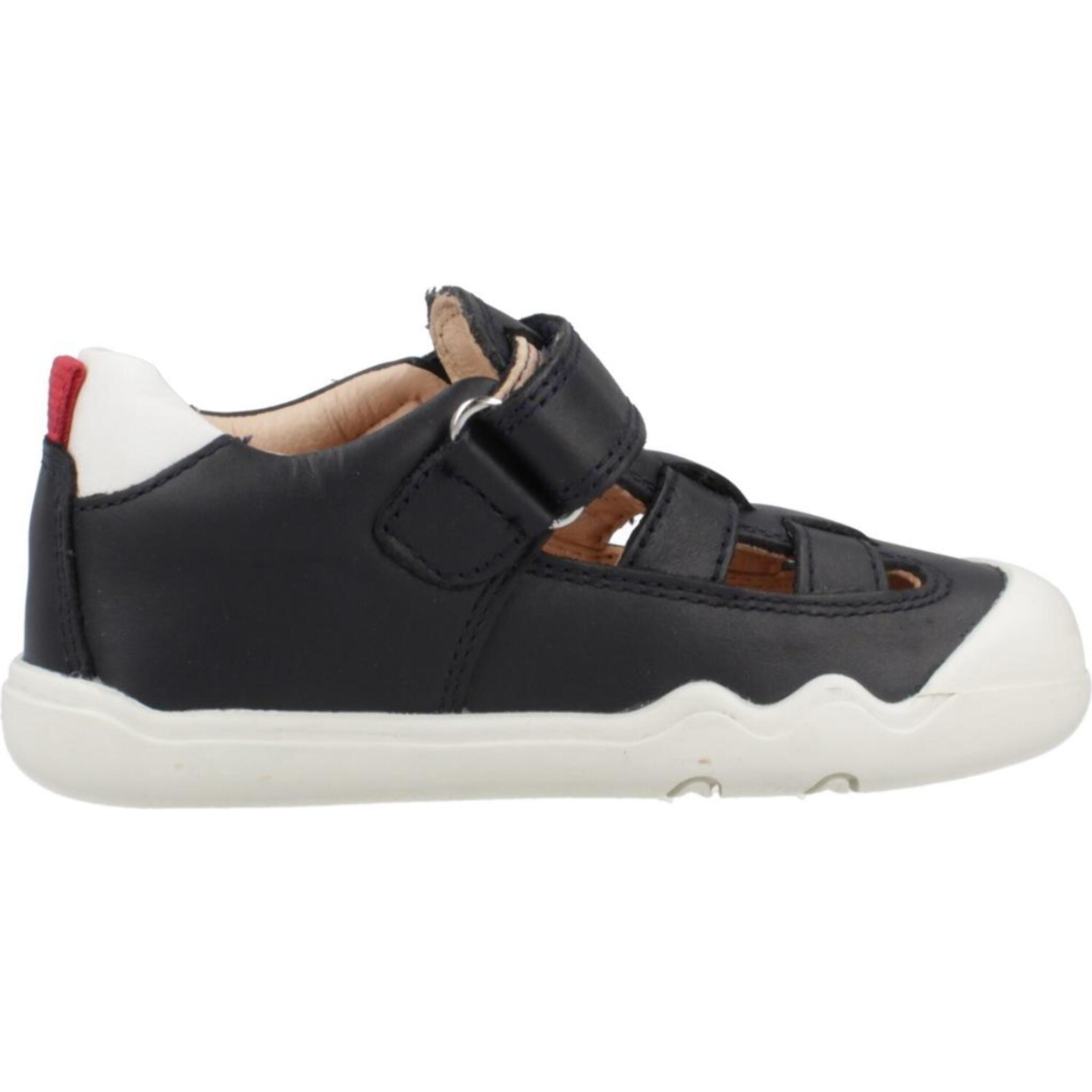 Sandalias Niño de la marca GEOX  modelo B STEPPIEUP BOY NEGRO