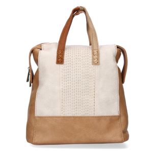 Mochila para mujer con correas ajustable, compartimento principal con cremallera.