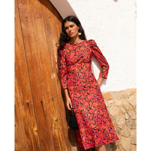 Vestido midi con mangas