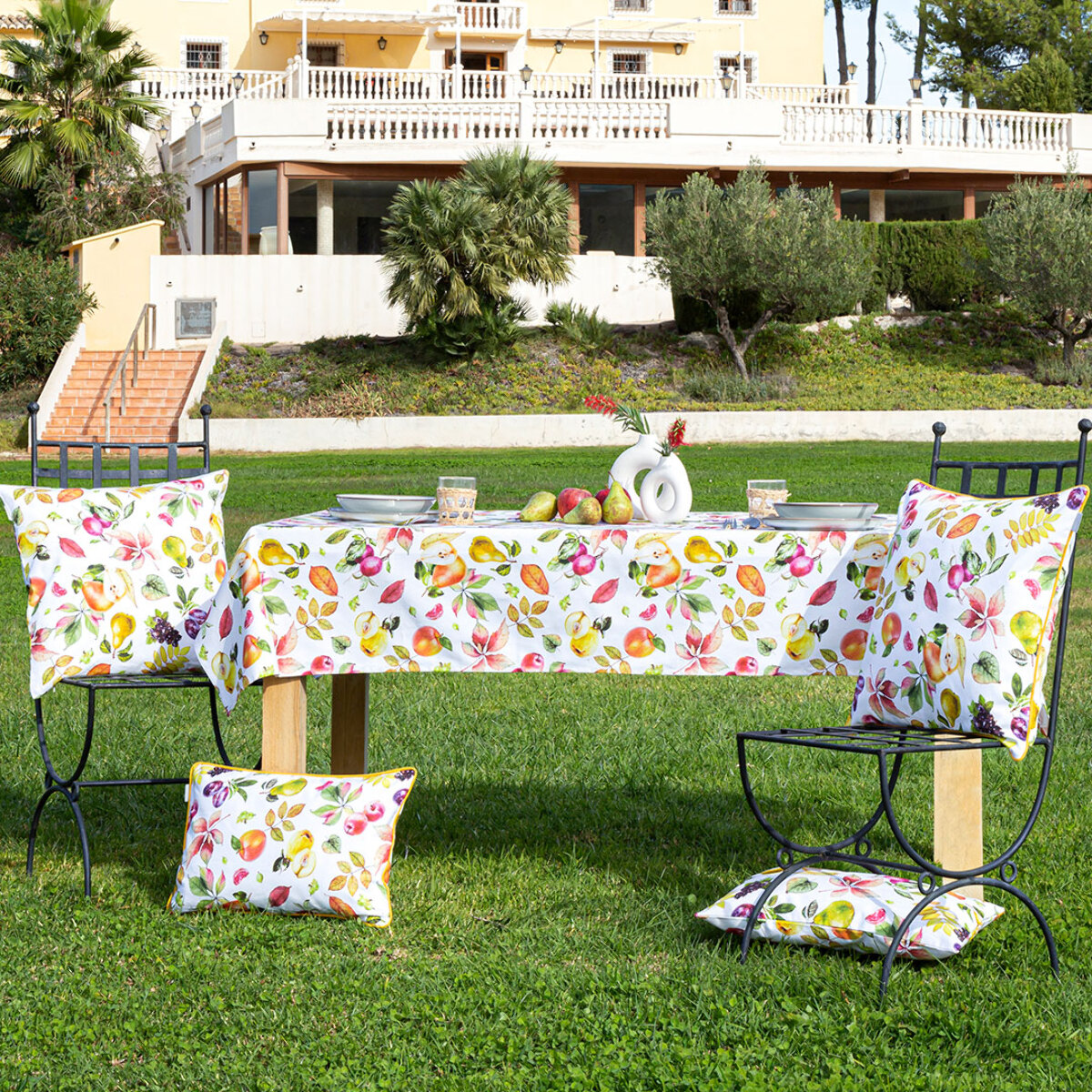 Nappe enduite anti-taches en coton SELLA - plusieurs tailles disponibles -