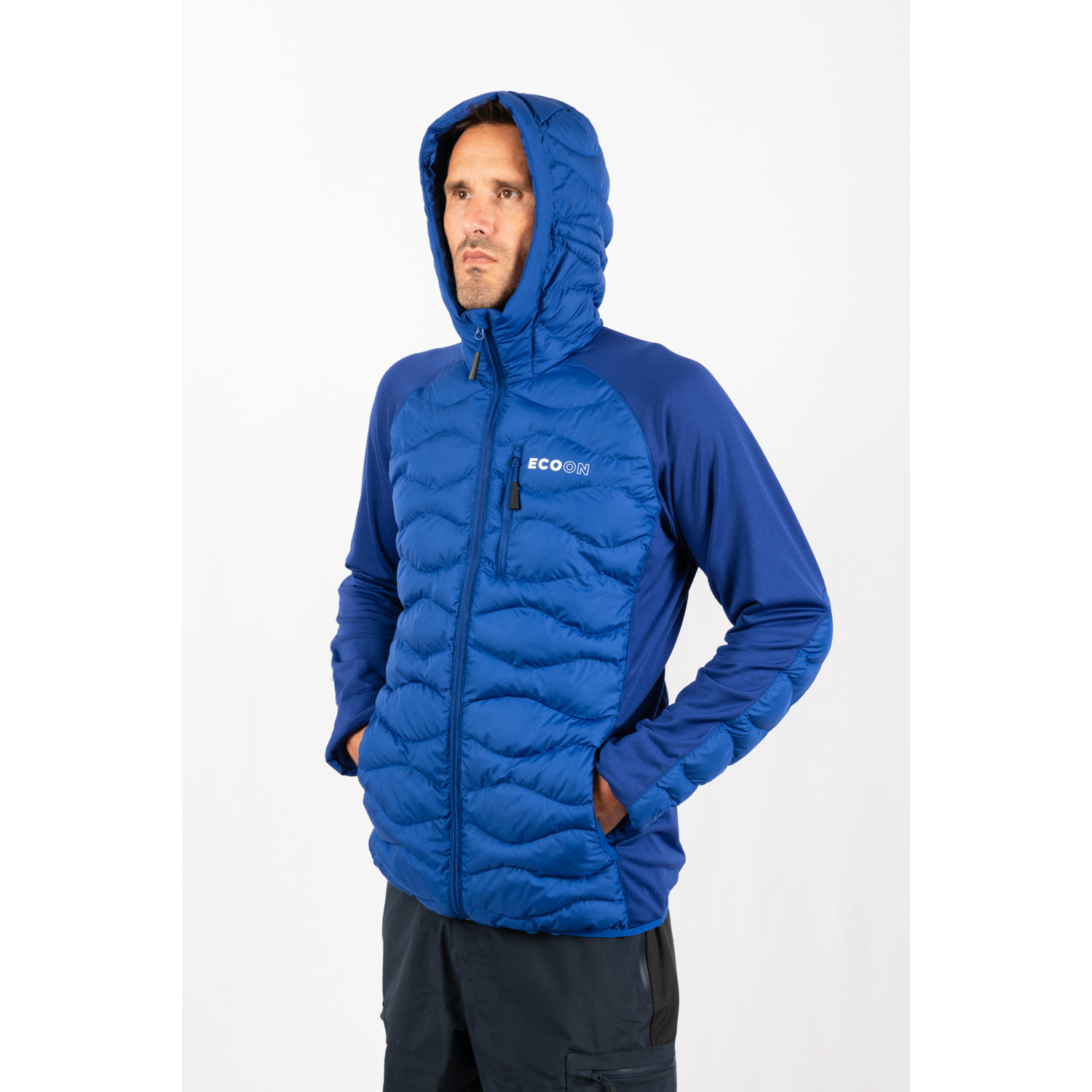 Chaqueta ECOActive Hybrid Insulated Jacket with cap marca ECOON - Azul Cielo
