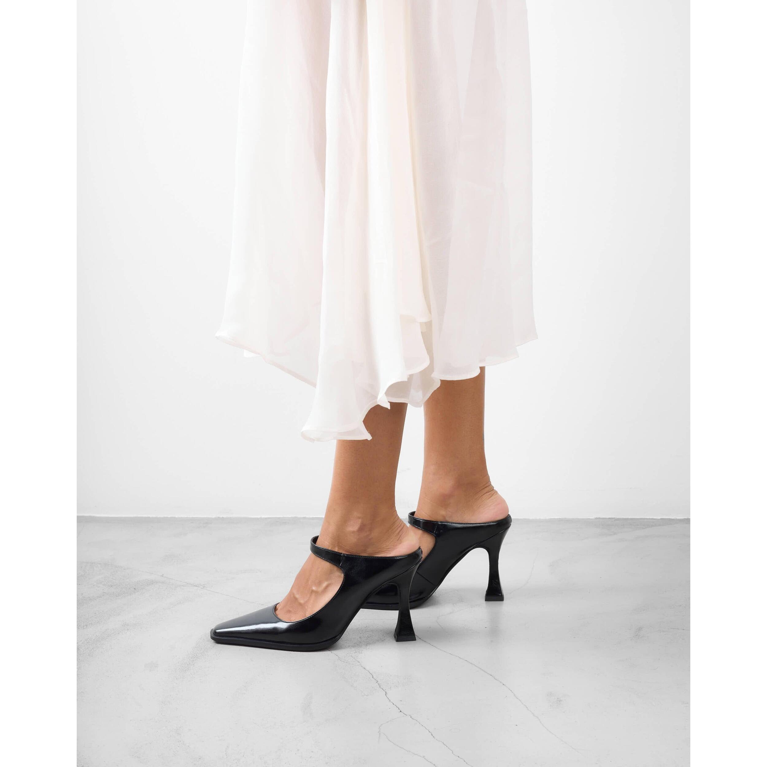 Zapato de tacón cerrado TESS 8 cm