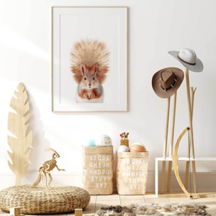 Affiche enfant bébé ecureuil  Affiche + cadre en bois - Chêne