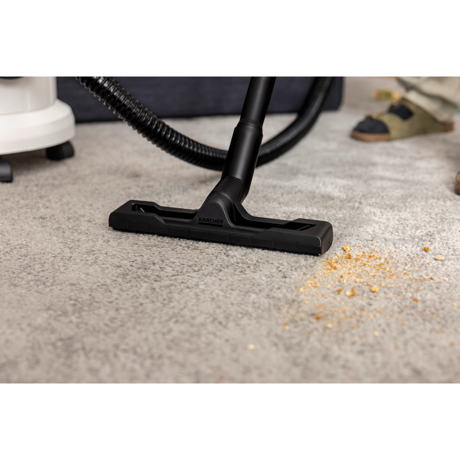 Shampouineuse Karcher SE 4 Plus- aspirateur injecteur extracteur - Puissance 1000W- double réservoir 2x4L- buse canapé/matelas