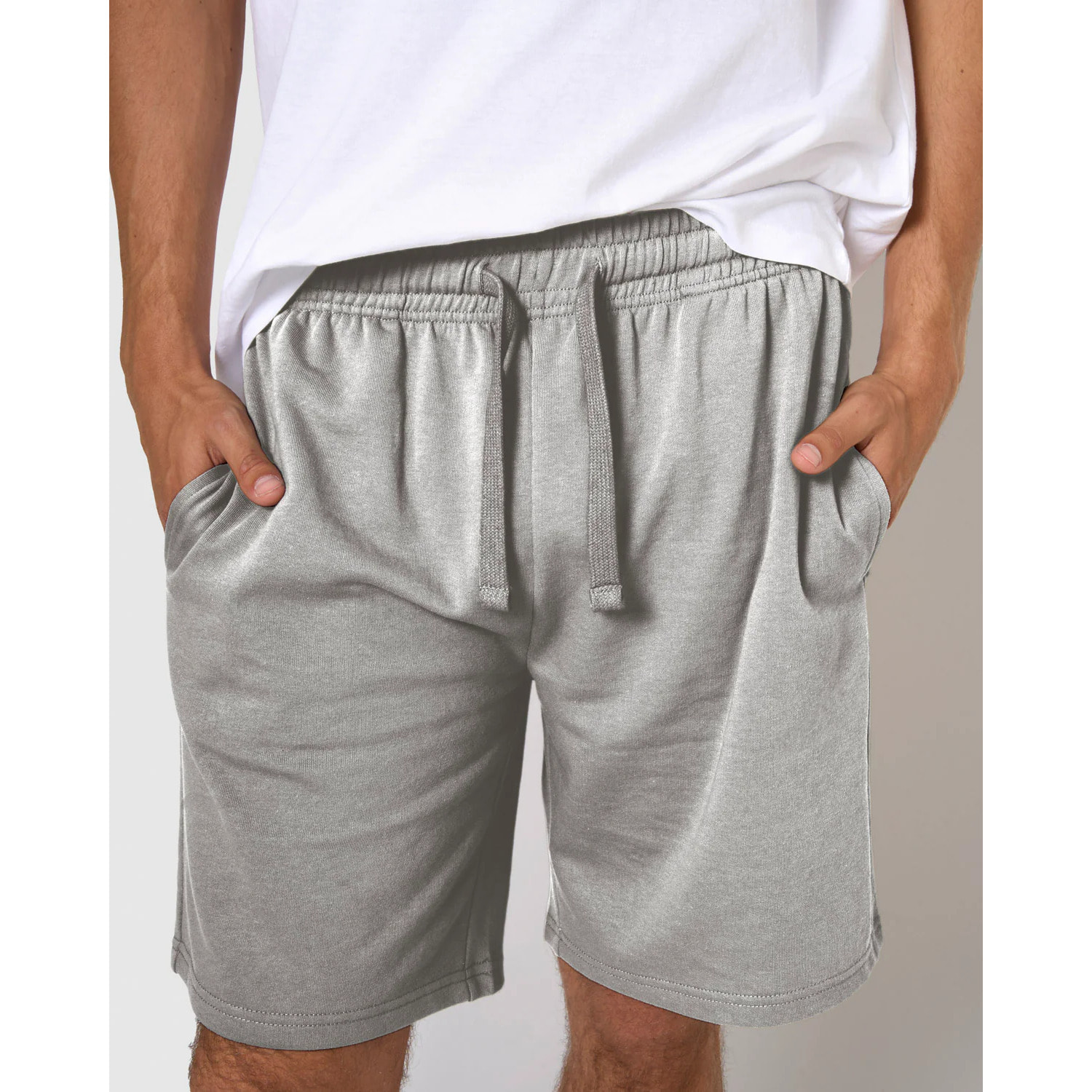 Pantalón corto básico deportivo liso gris claro