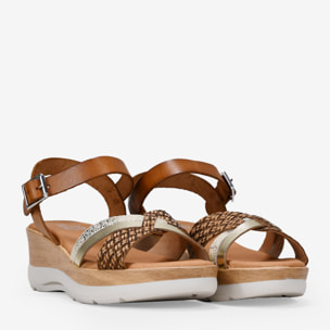 Sandalias de piel marrones con cuña efecto madera