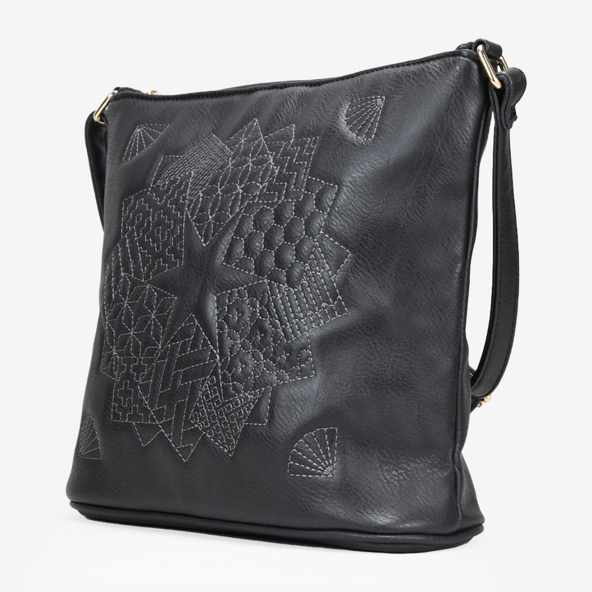 Bolso bandolera negro acolchado