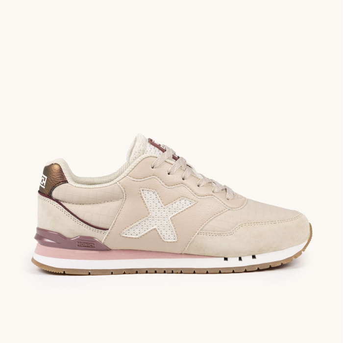 Zapatilla Retro Running en Tonos Arena y Rosa con Detalles Metalizados MUNICH DASH WMN 280