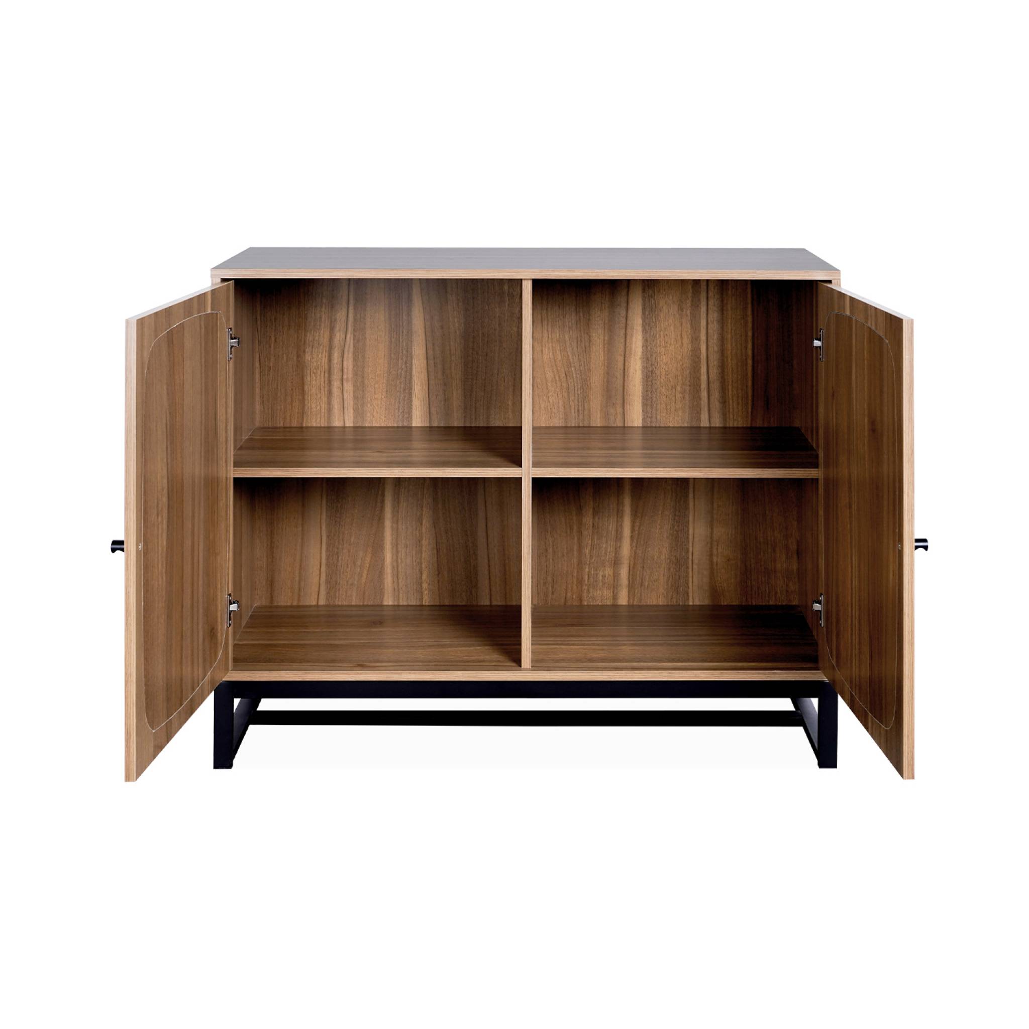 Buffet rétro décor bois foncé et cannage. buffet haut. vaisselier. 2 portes avec pieds en métal noir L100cm