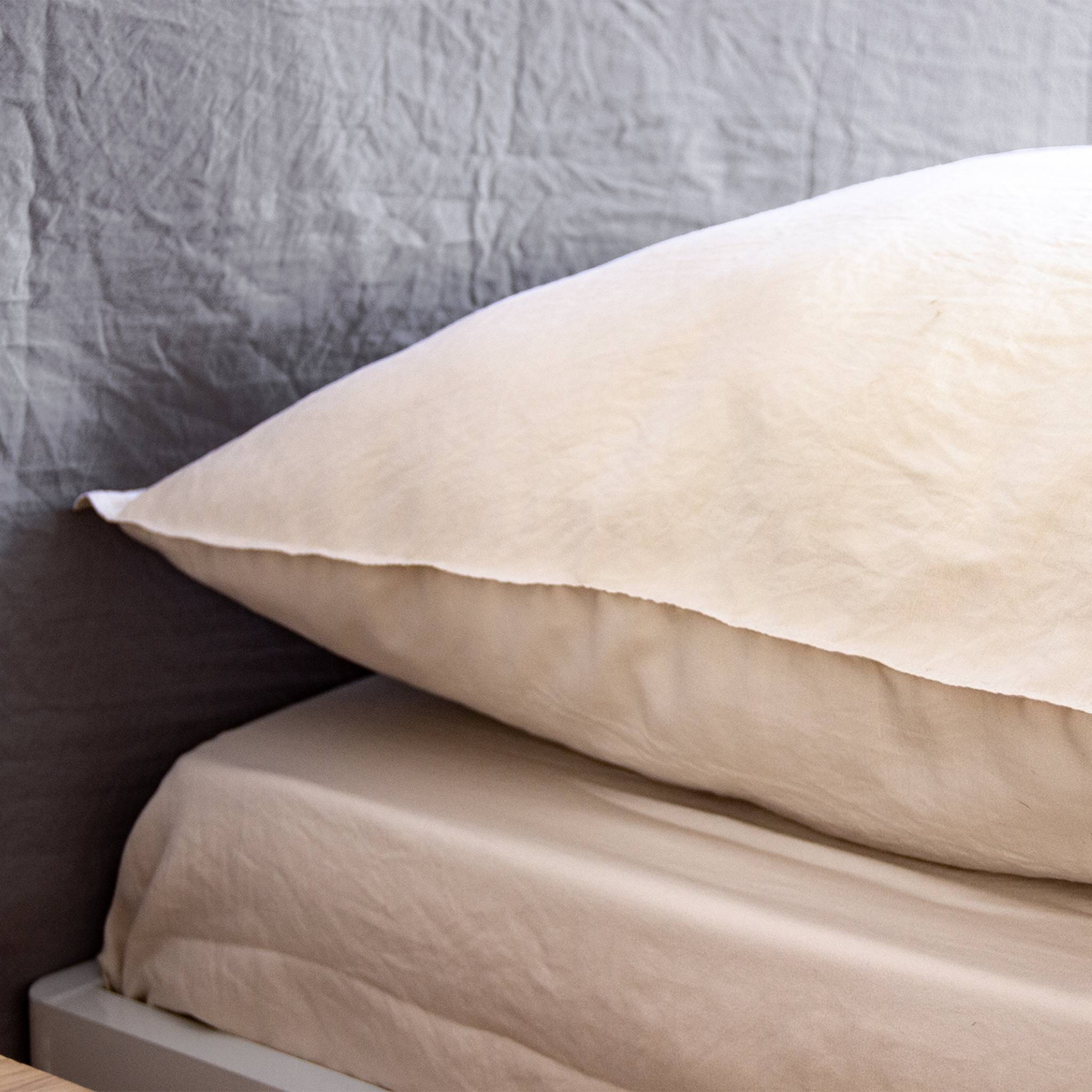 Parure de lit microfibre lavée 2 places sable LUNA