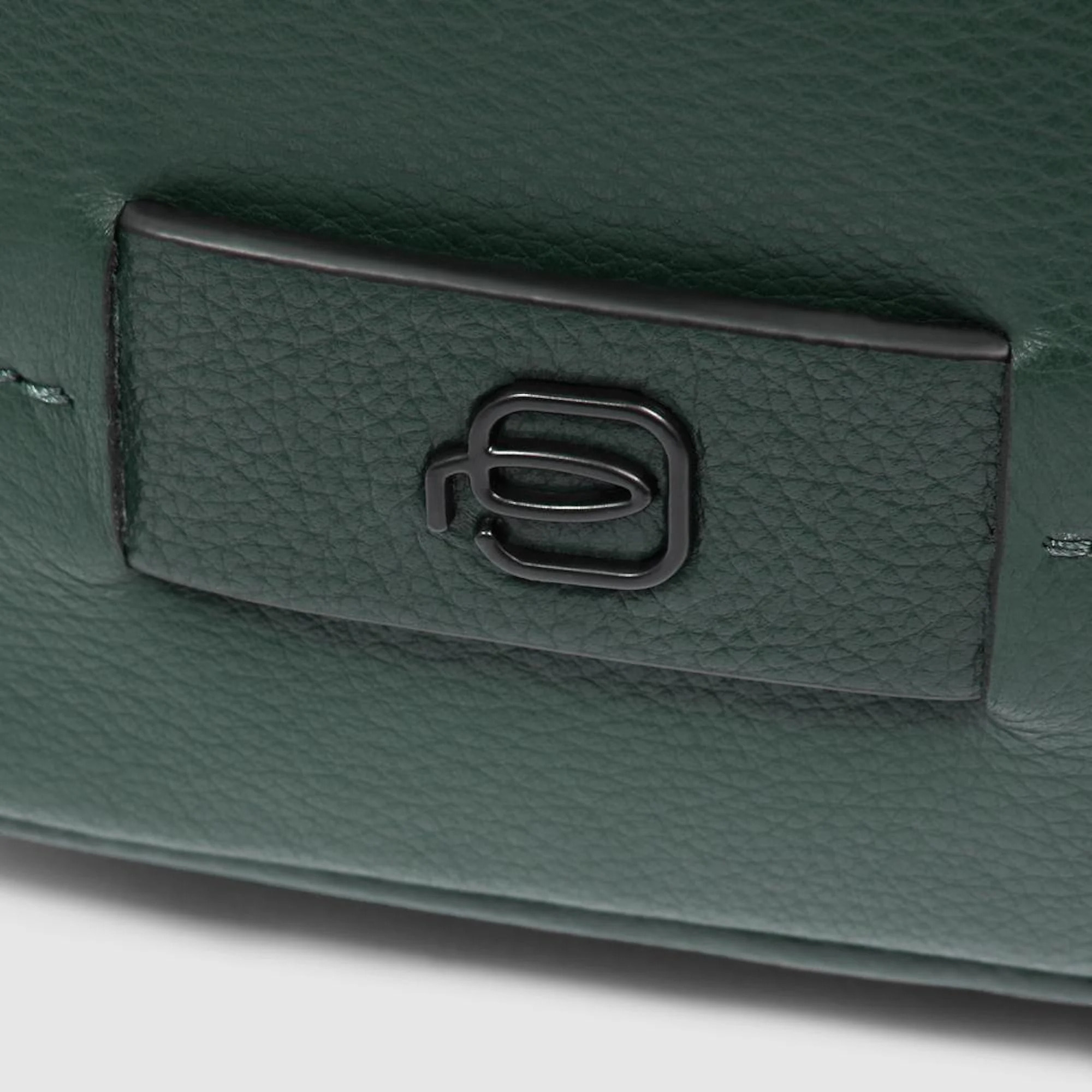 Piquadro Borsello in pelle porta iPad®, schermato con protezione RFID