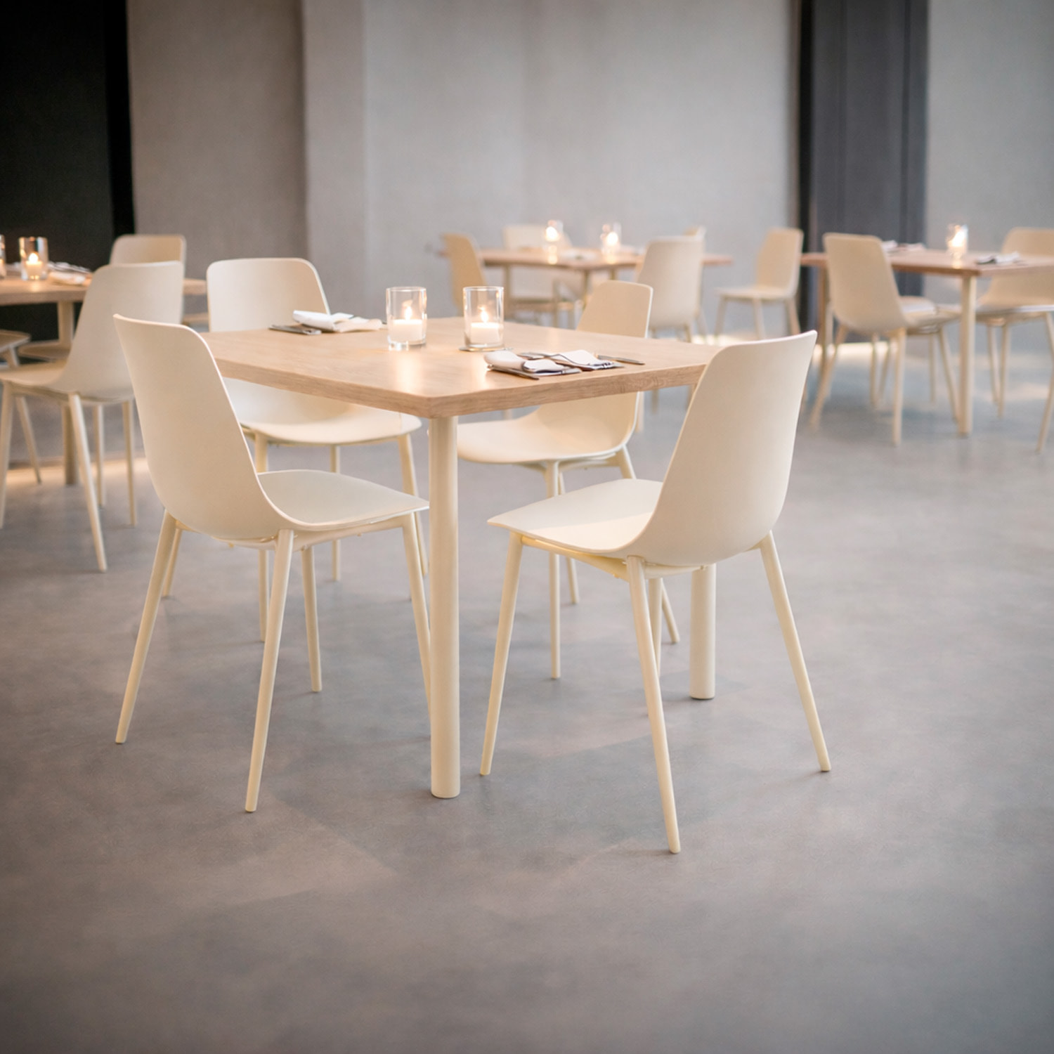 Set 4 Sedie Moderne Con Schienale Ergonomico In Polipropilene E Gambe In Metallo Cucina Sala Da Pranzo Soggiorno Ufficio 87 x 53 x 49 Cm Beige