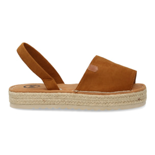 Sandalias estilo menorquina con plataforma