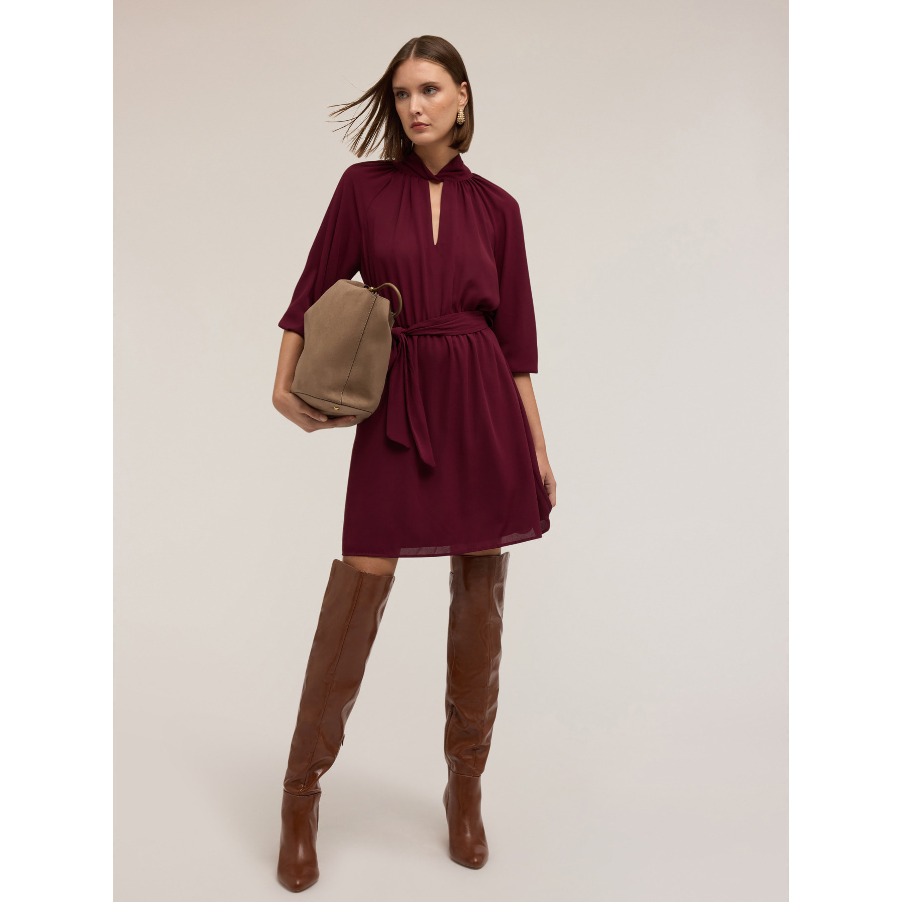 Motivi - Vestito fluido drappeggiato - Bordeaux