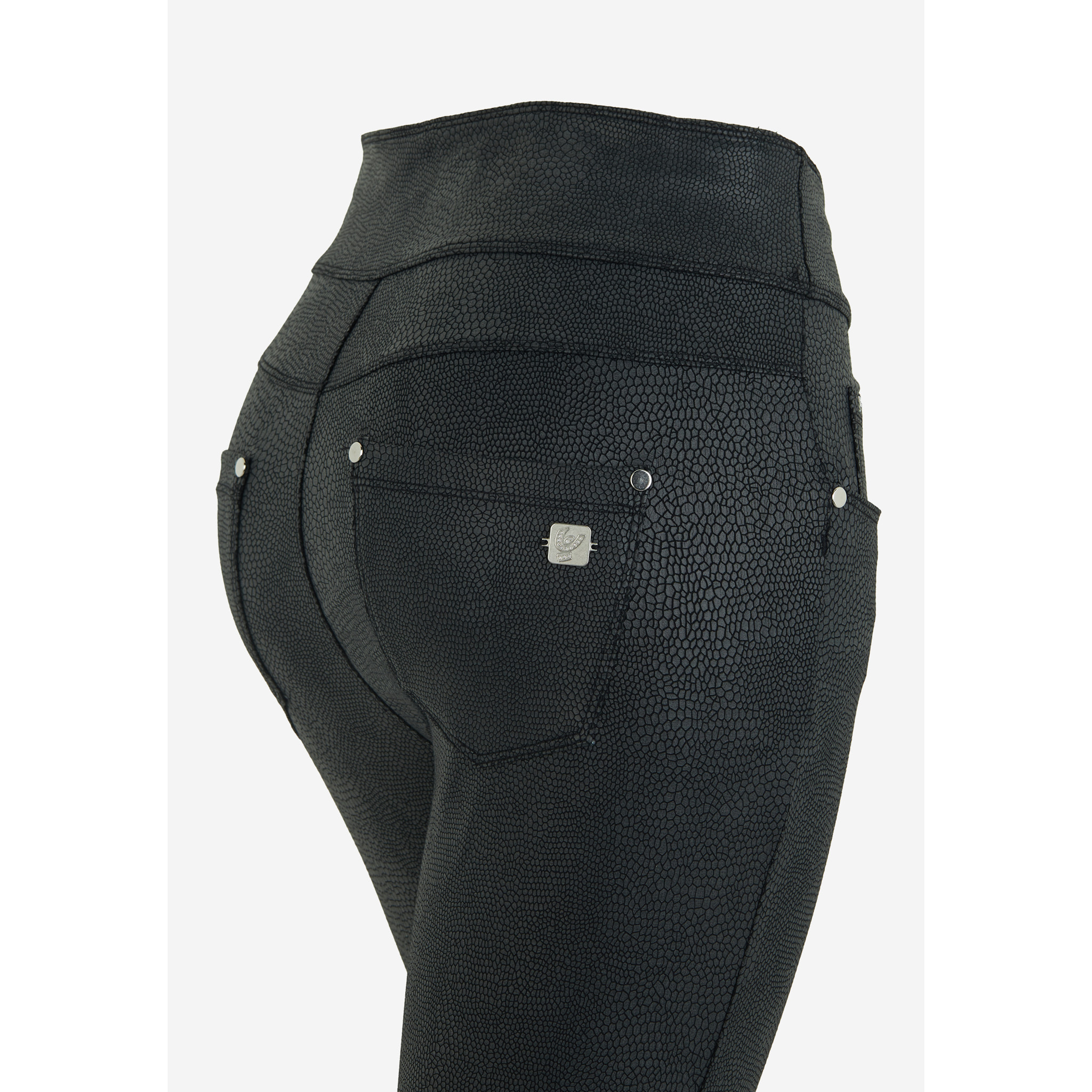 Pantalone skinny vita media senza bottoni in similpelle