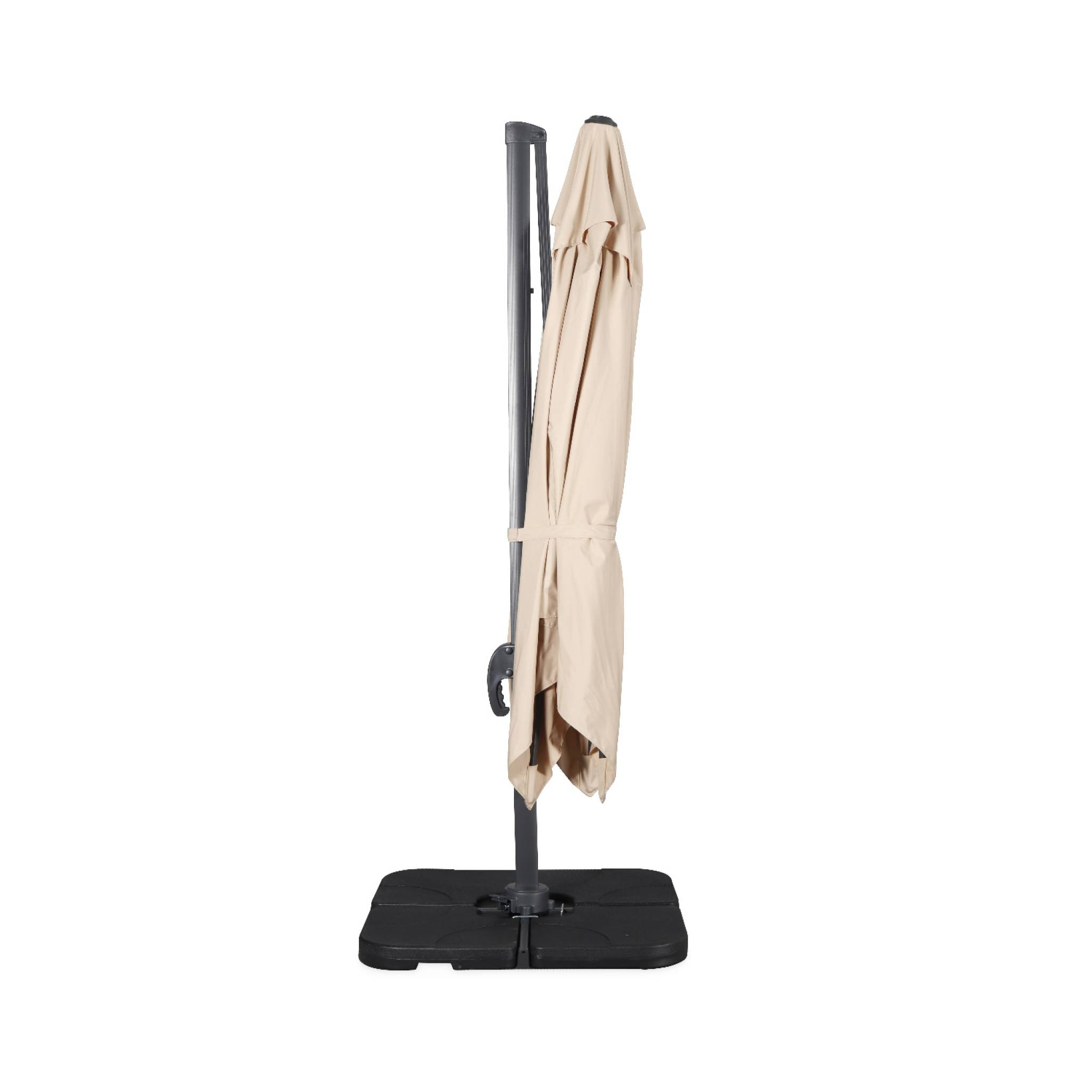Parasol déporté carré beige 3x3m structure grise + Lot de 4 dalles à lester 50x50cm