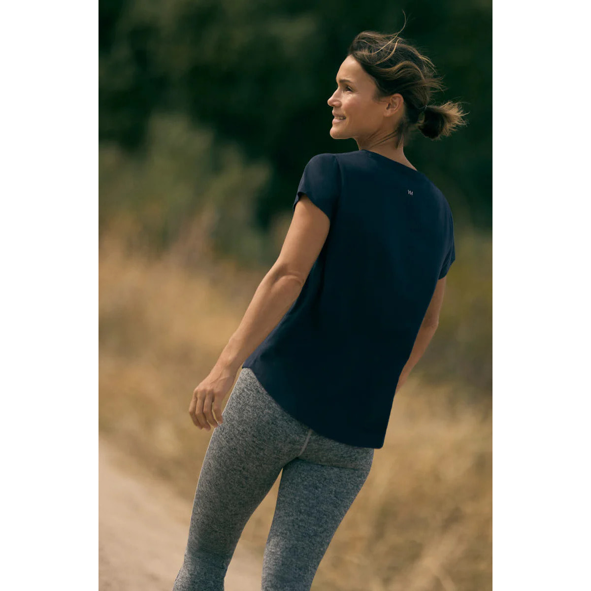 T-shirt basico in cotone stile sportivo nero