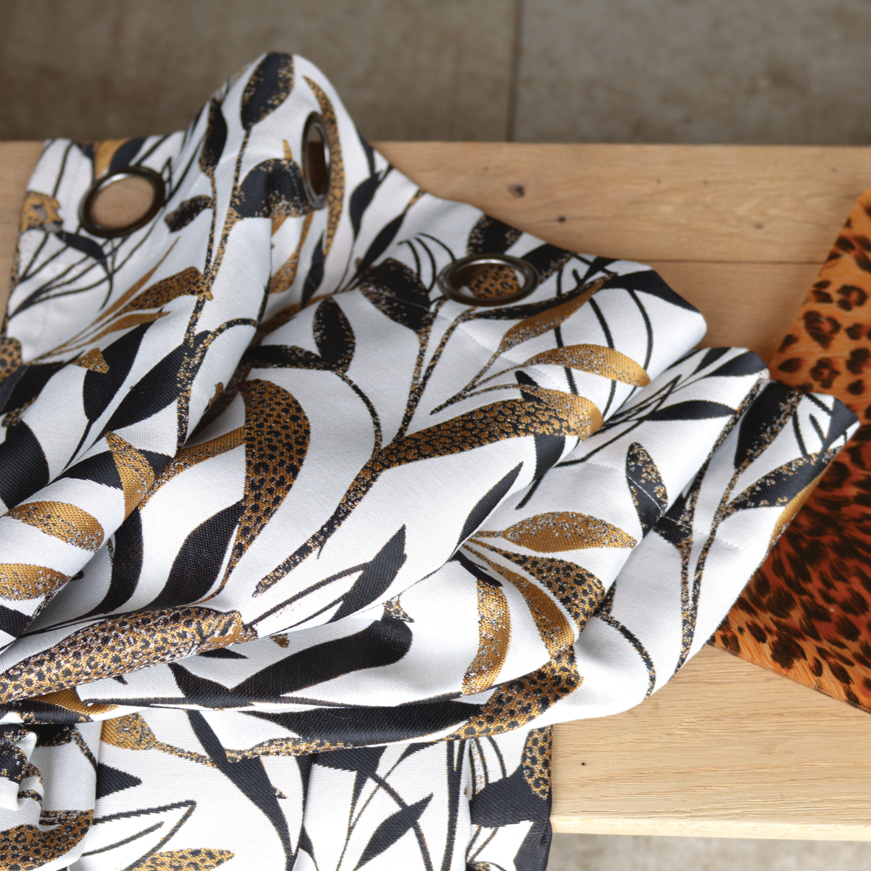 Rideau Jacquard motif panthère - Ecru
