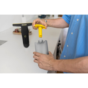 Nettoyeur de vitres Karcher WV 2 Universal Extra+ Black - autonomie 105m² - détergent 1l - chargeur USB-C