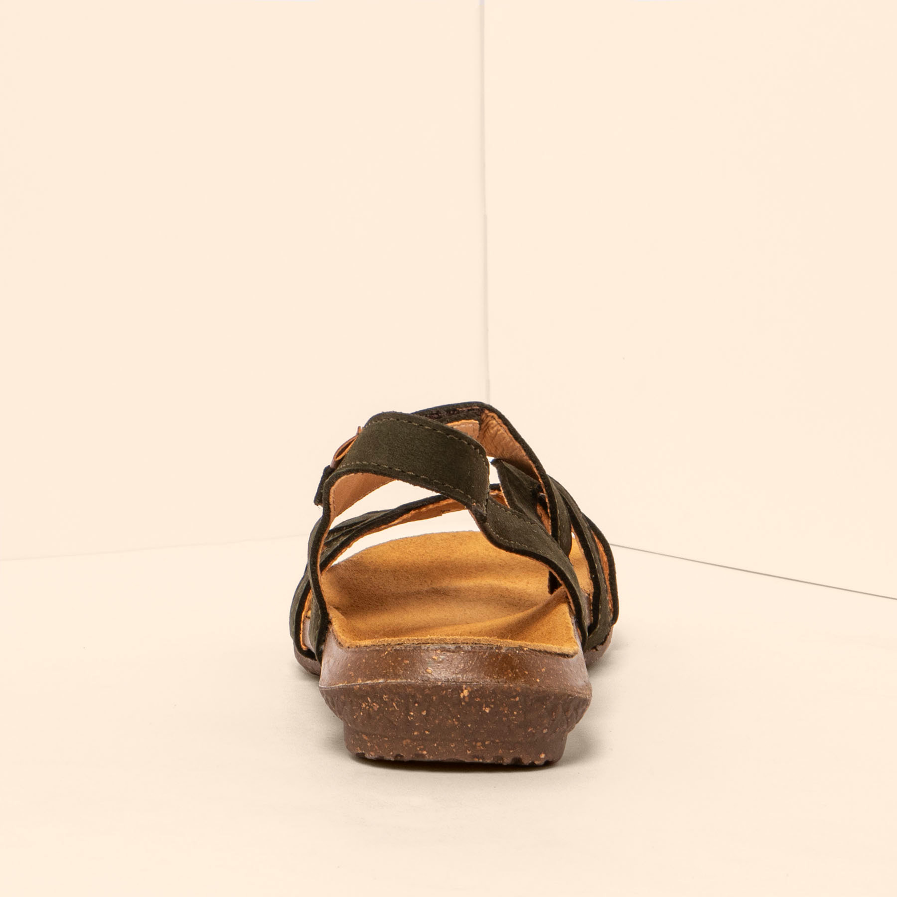 Sandalias N5079 NOBUCK LAVADO KAKI / WAKATAUA color Kaki