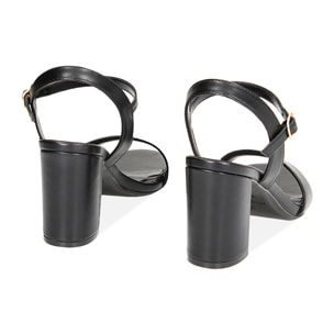 Sandali neri con cinturino, tacco 8 cm