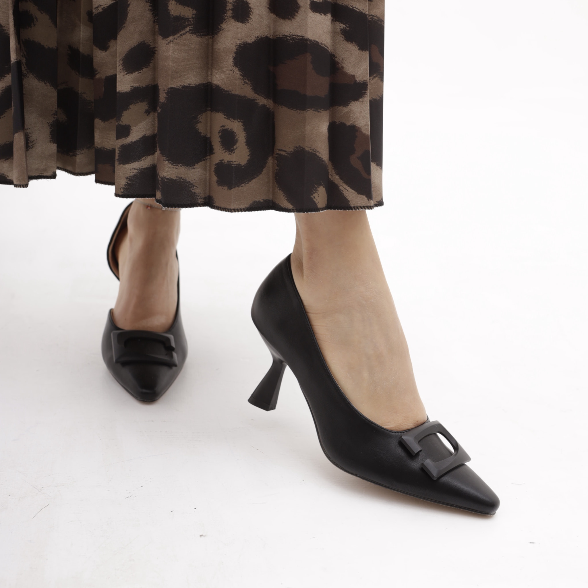 DECOLLETE' ASIMMETRICHE NERO