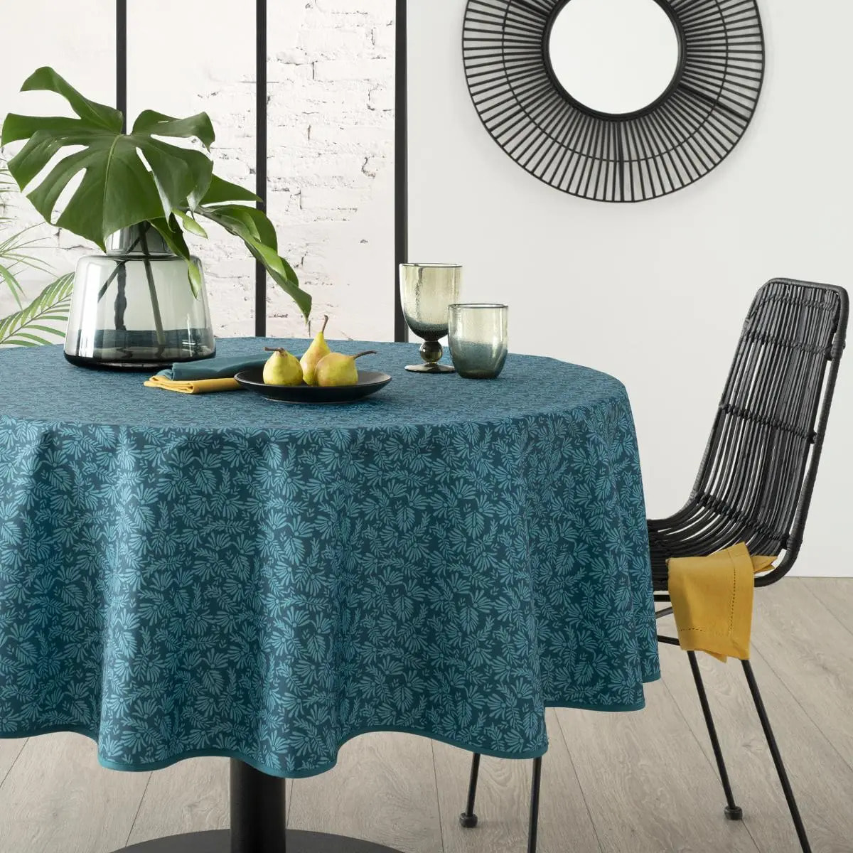 Nappe anti-tache "Feuilles" - bleu canard - D180 cm