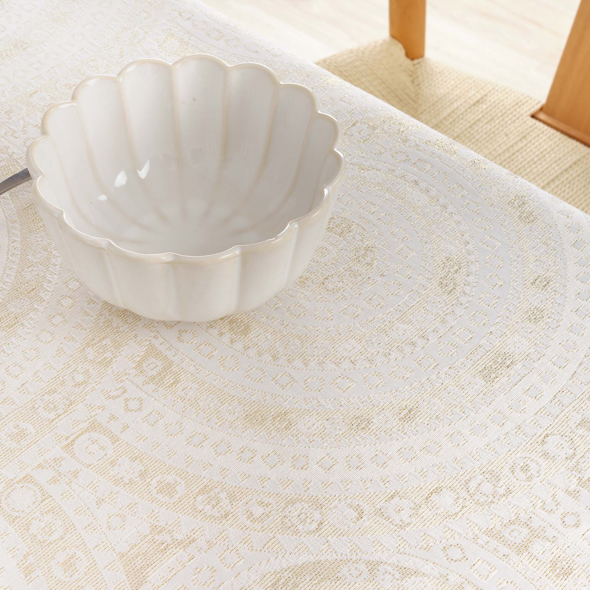 Nappe Anti-tâches Toucher du Tissu Jacquard R22120 R17676 Natural Oro Lurex