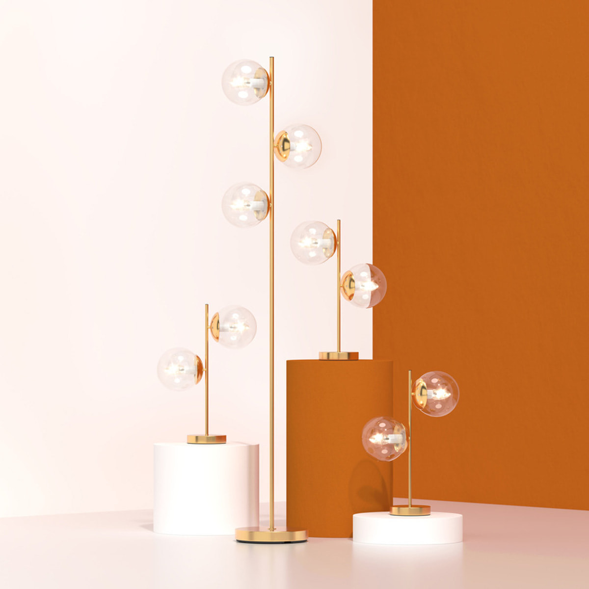 Lampe "Collectionneur" en verre H48cm doré