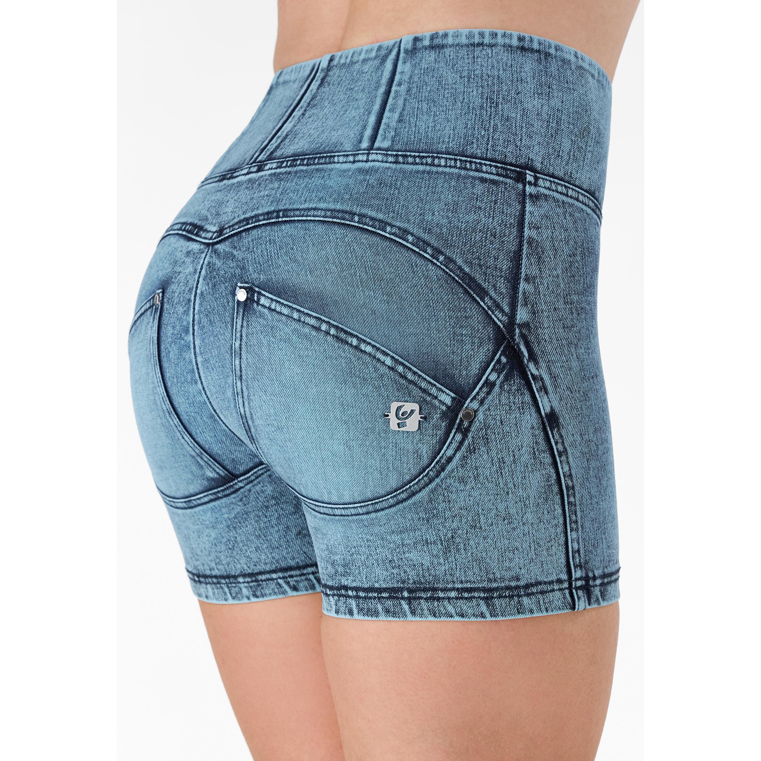 Shorts push up WR.UP® vita alta in denim navetta ecologico marble wash