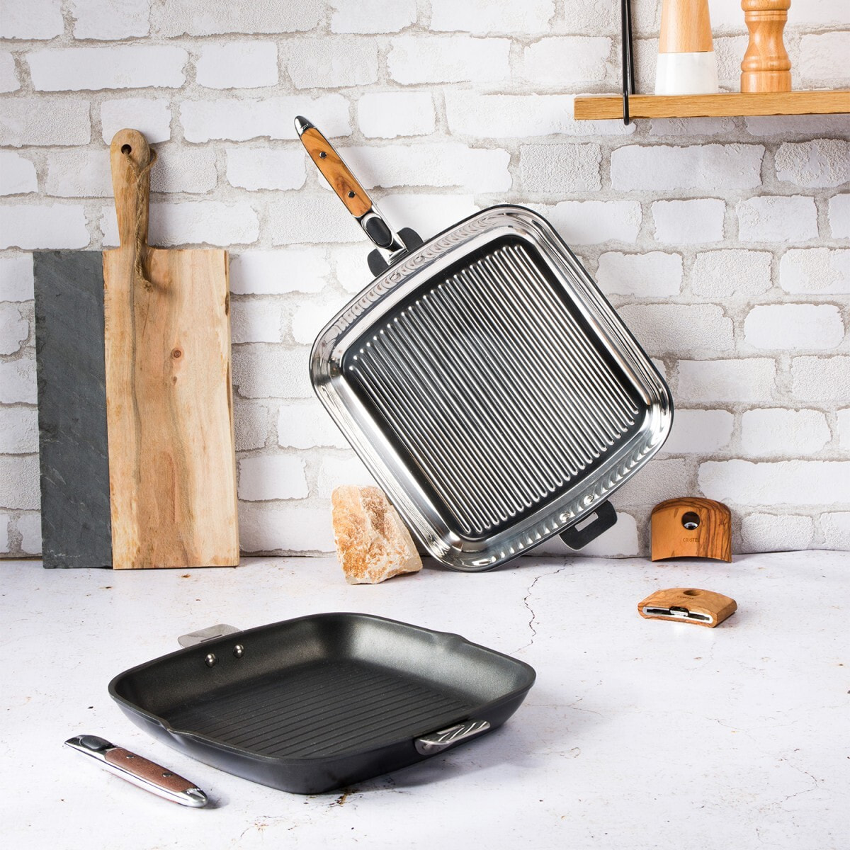 Gril carré en aluminium antiadhésif 28 cm - poignée amovible