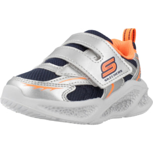 Zapatillas Niño de la marca SKECHERS  modelo METEORLIGHTS GLOW PLATA