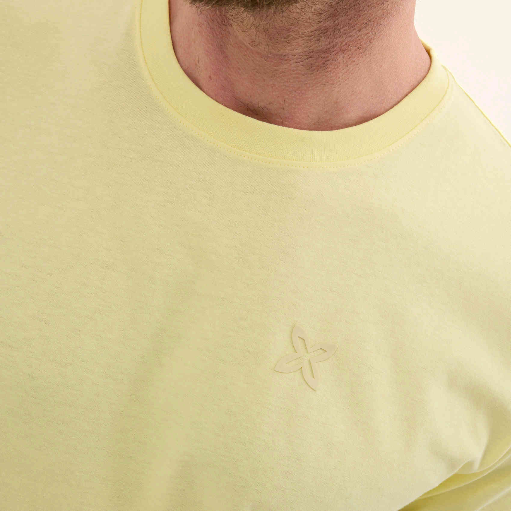 Camiseta Básica Algodón Orgánico Amarilla ESSENTIALS T-SHIRT YELLOW
