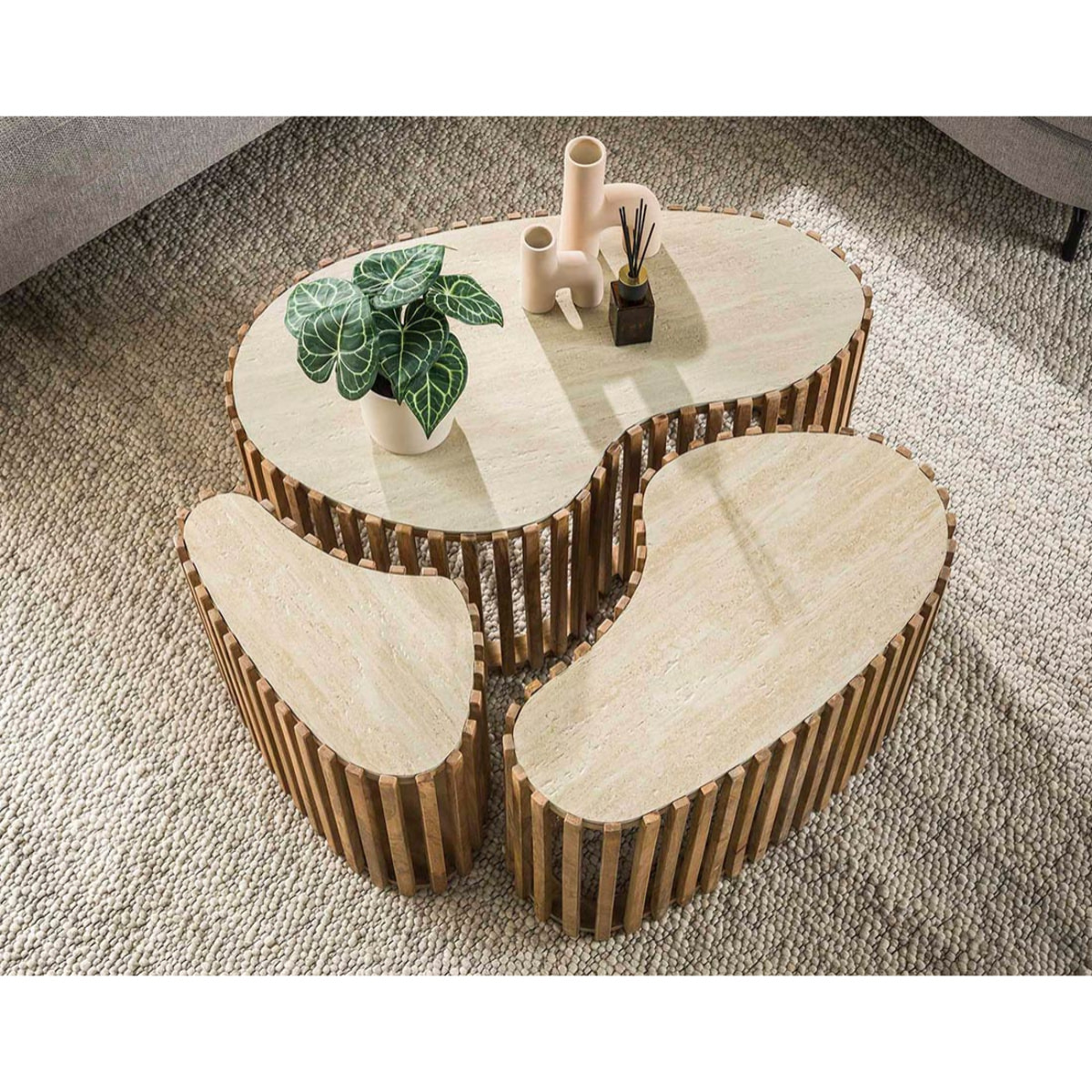 Jade - lot de 3 tables basses gigognes effet travertin - pieds en bois massif de manguier - 90, 70 et 50 cm - Bois / Beige