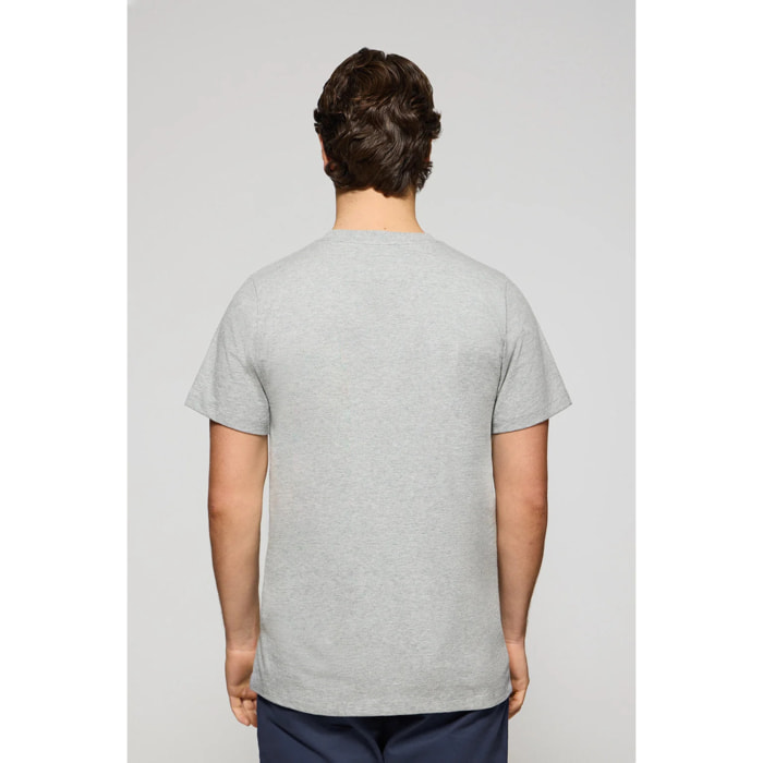 Camiseta gris vigoré con cuello redondo y bordado Rigby Go