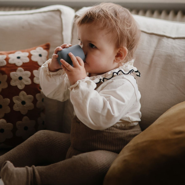 Mushie Vaso Silicona Iniciación Solid