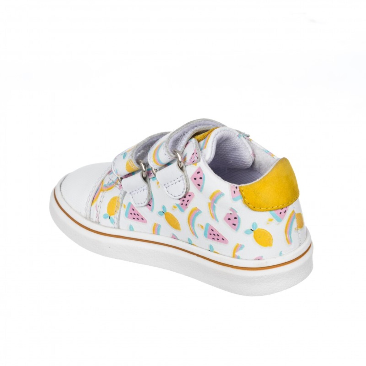 Deportiva toda en piel - Cierre  dos velcros.