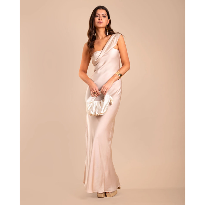 Vestido largo con escote asimétrico
