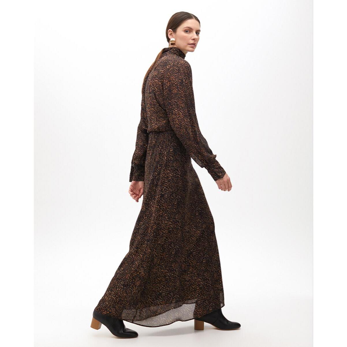 Vestito a collo alto animalier