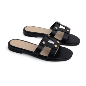 Ciabatta flat con fascia a H borchiata - NERO