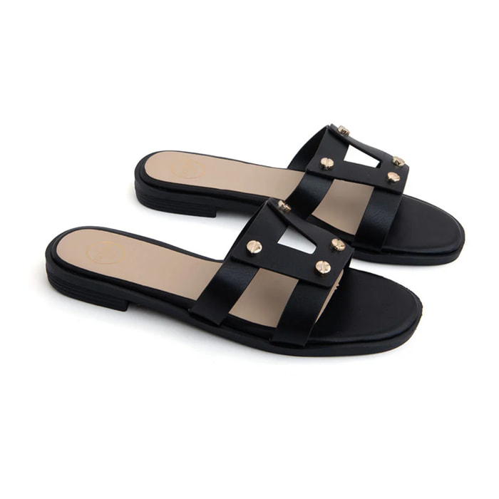 Ciabatta flat con fascia a H borchiata - NERO