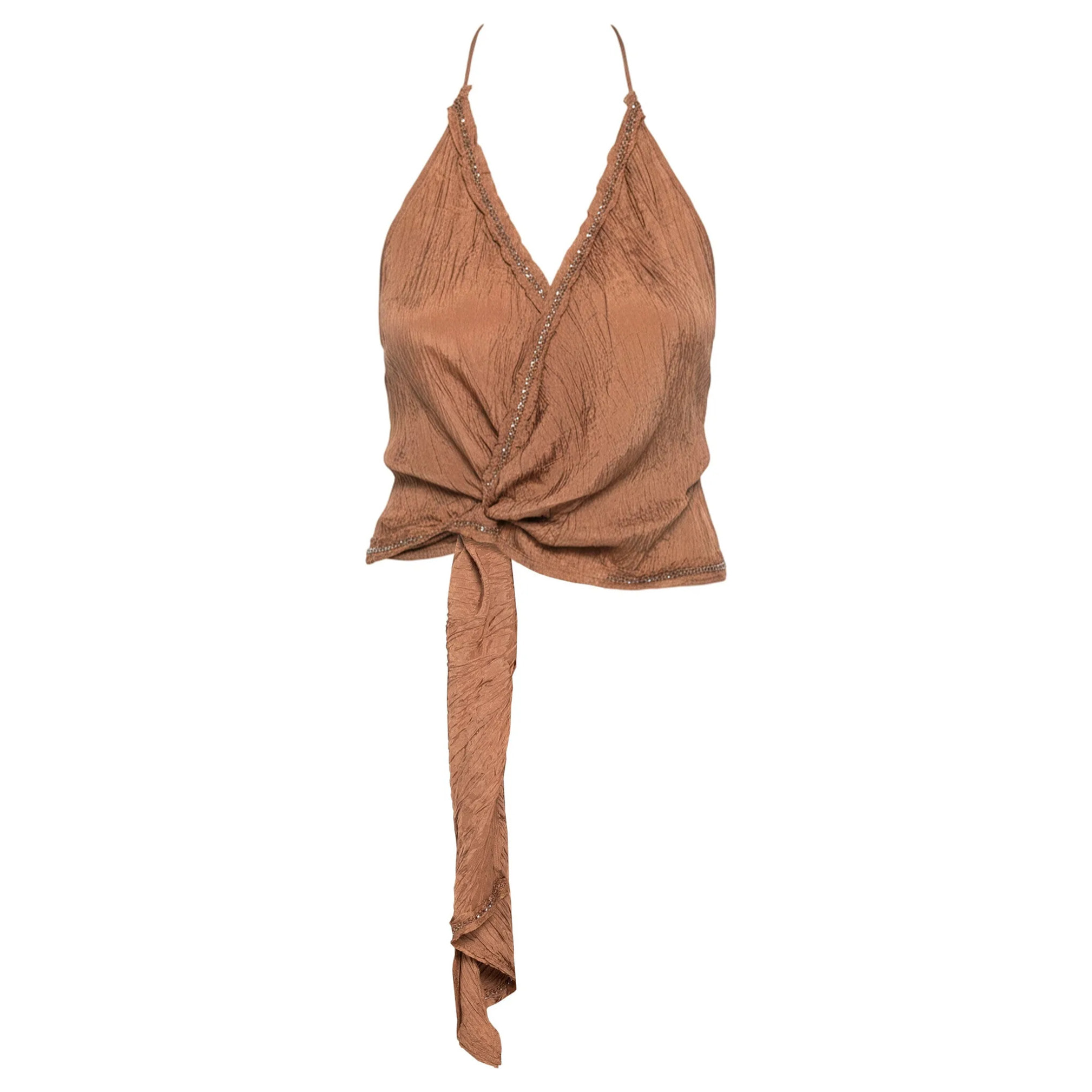 Blusa de mujer cruzada con bordados y abalorios