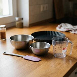 Set pâtisserie avec moule à tarte renversée, 2 bols à mixer, verre mesureur et spatule Zenker