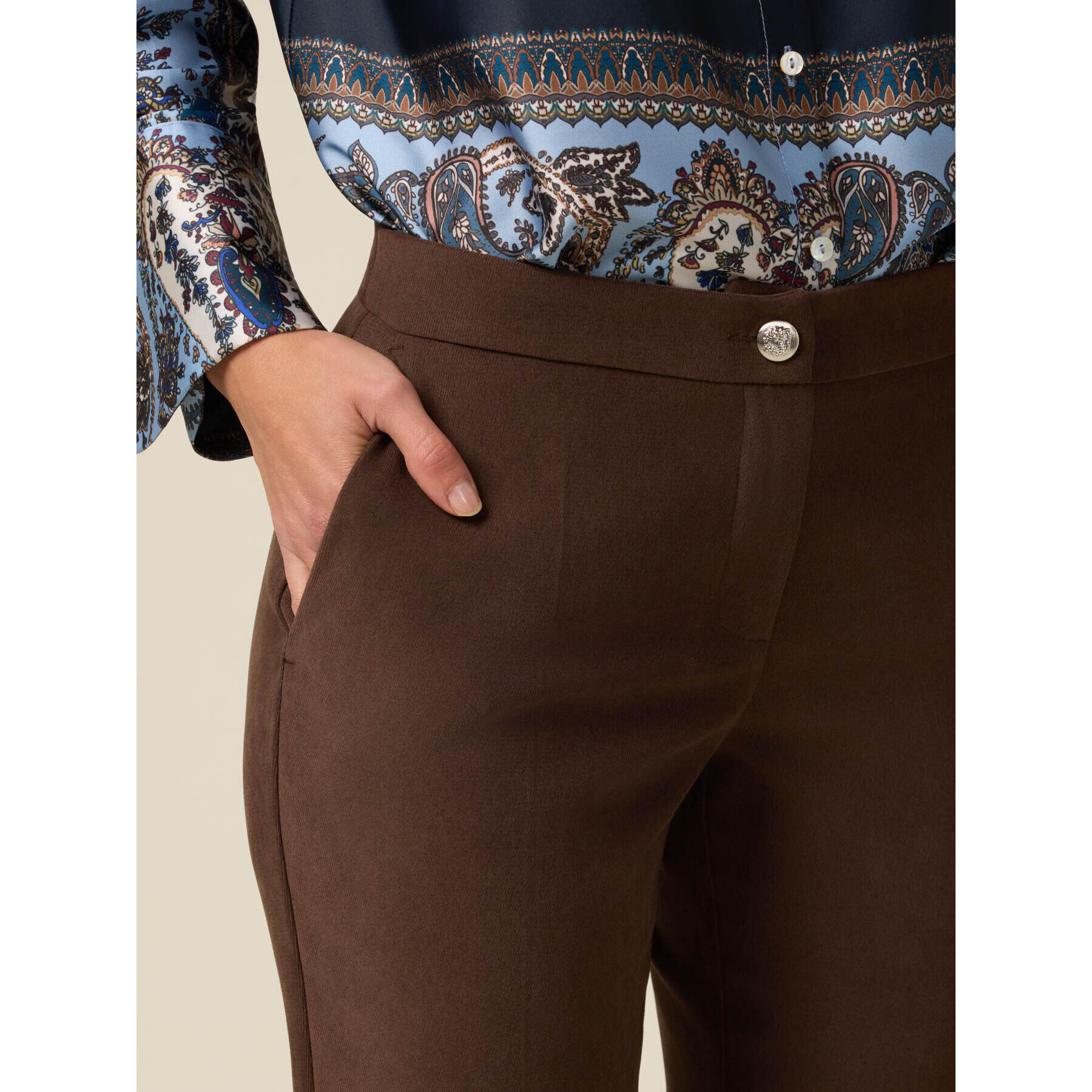 Oltre - Pantalones regular de pana - Marrón